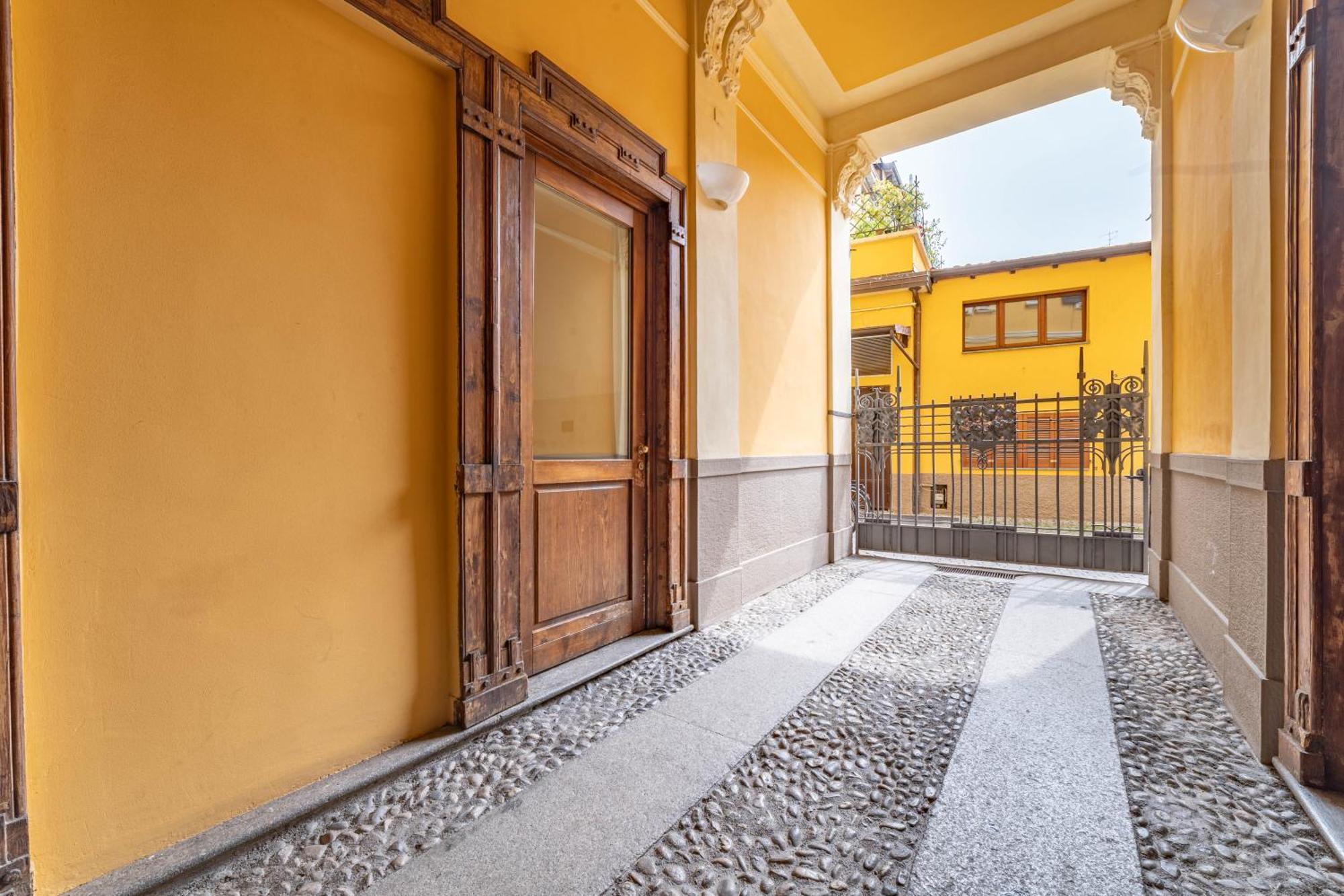 Completo A Isola - Cinque Minuti Da Porta Garibaldi * Milán